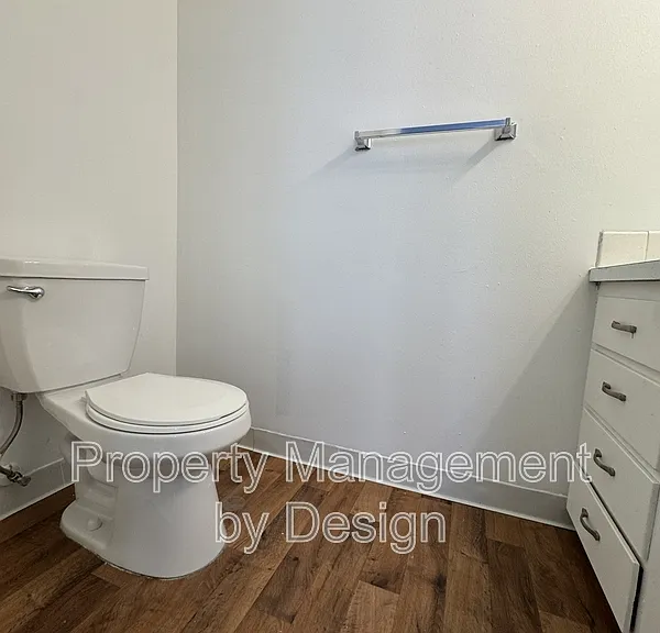 1039 5th St #7 — Photo 28