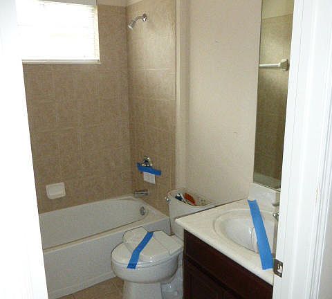 2nd image of 916 Gallier Pl
