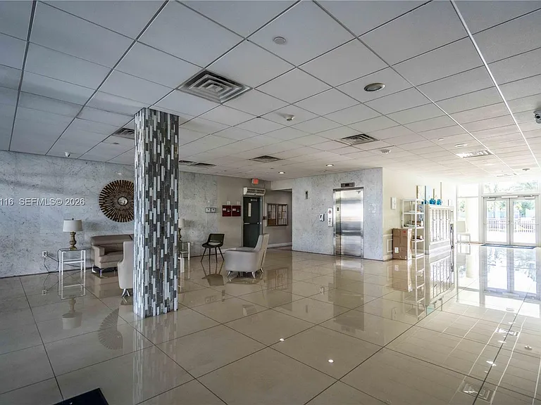 9500 W Bay Harbor Dr #7D — Photo 28