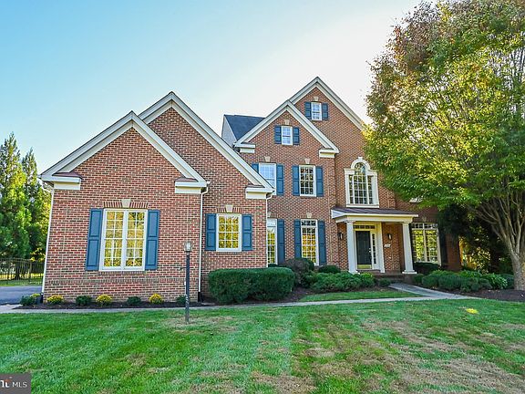 2nd image of 2700 Silkwood Ct