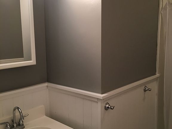 4th image of 4014 15th Ave S