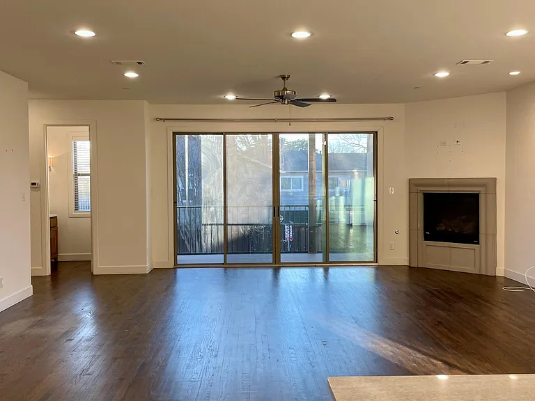 3454 McFarlin Blvd — Photo 3