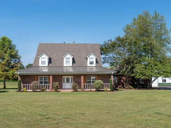 8755 Brunswick Rd, Millington, TN 38053