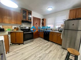 230 S Huntington Ave #2, Boston, MA 02130