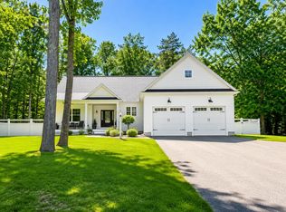 8 Cottonwood Cir, Wells, ME 04090