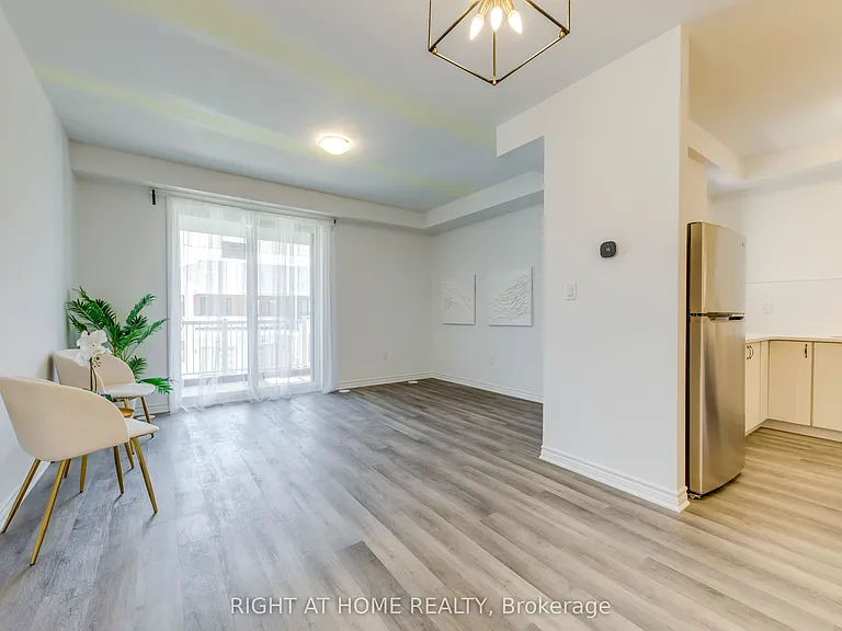 1805 Thames Cir — Photo 4