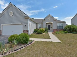 377 W Highplains Rd, Round Lake, IL 60073