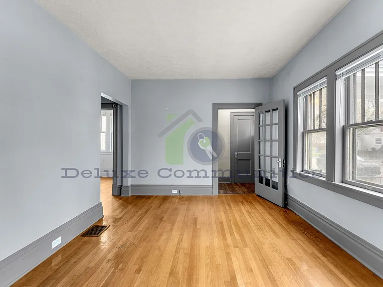 745 Jackson St NW — Photo 12