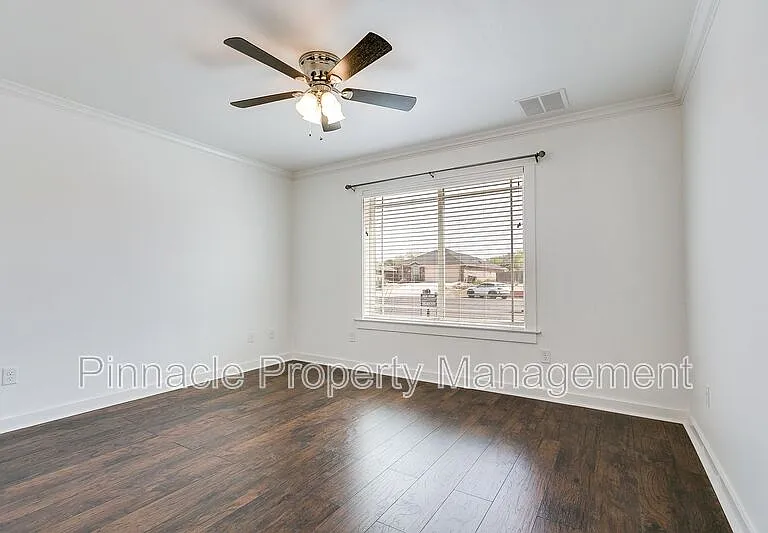 5918 Southampton Pl — Photo 21
