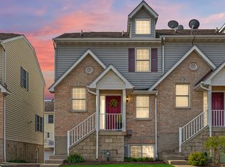 228 W Kyra Ln, Cortland, IL 60112