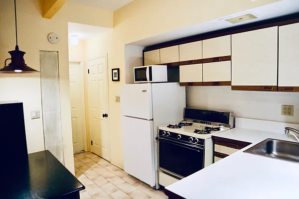 Sold by Keller Williams NYC | media 11