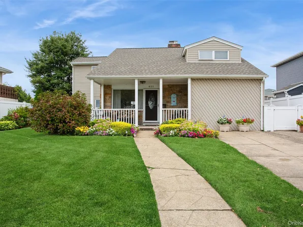 625 E Walnut Street, Long Beach, NY 11561