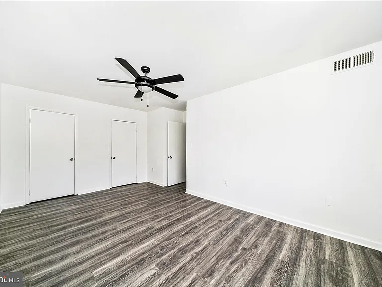 12202 Braxfield Ct #16/228 — Photo 27