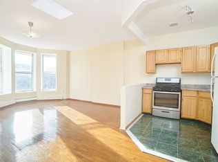 345 Eastern Pkwy APT 3, Brooklyn, NY
