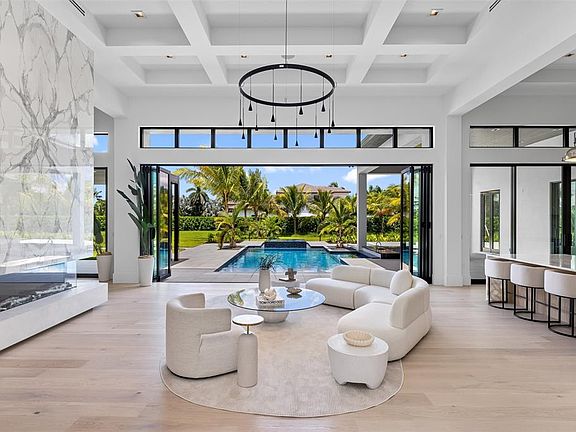 5th image of 12701 Luray Rd