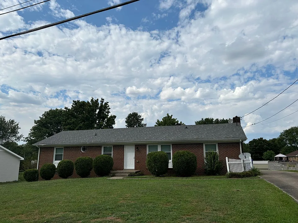 927 Kenwood Dr