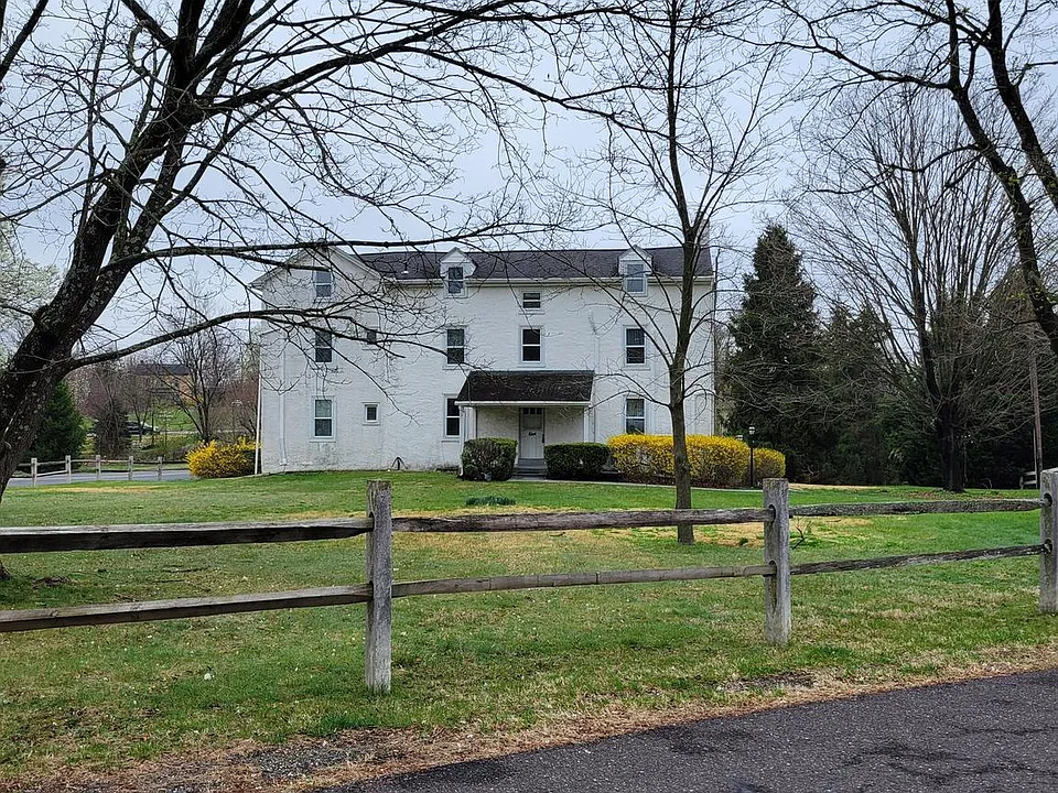 110 Gumbes Rd #2ND FLOOR