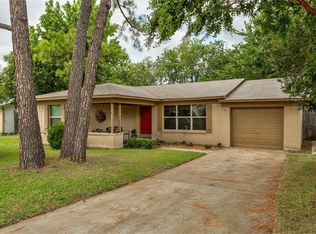 5105 Roberta Dr, North Richland Hills, TX 76180