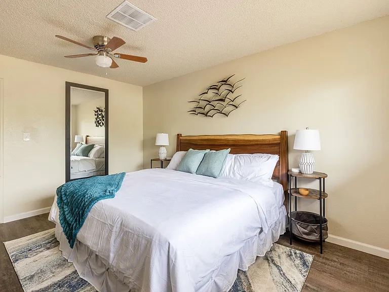 1329 E San Ramon Ave — Photo 56