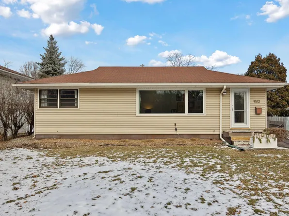 9512 W 16th St, Minneapolis, MN 55426