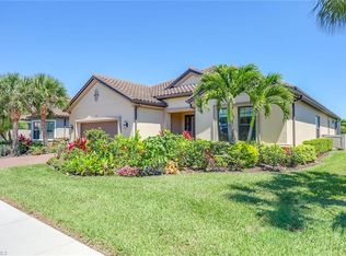 8382 Viale Cir, Naples, FL 34114