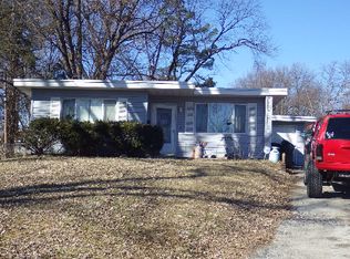 11 Saint Celeste Dr, Florissant, MO 63031