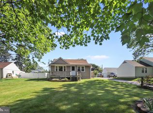 15 Sager Rd, Elizabethtown, PA 17022