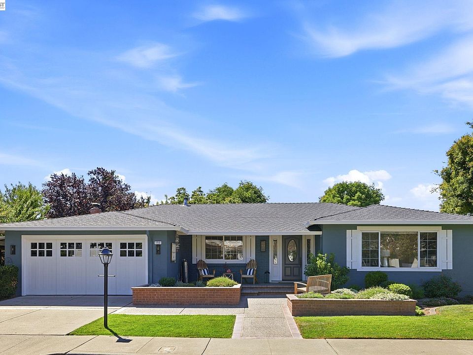 1st image of 1712 Beachwood Way