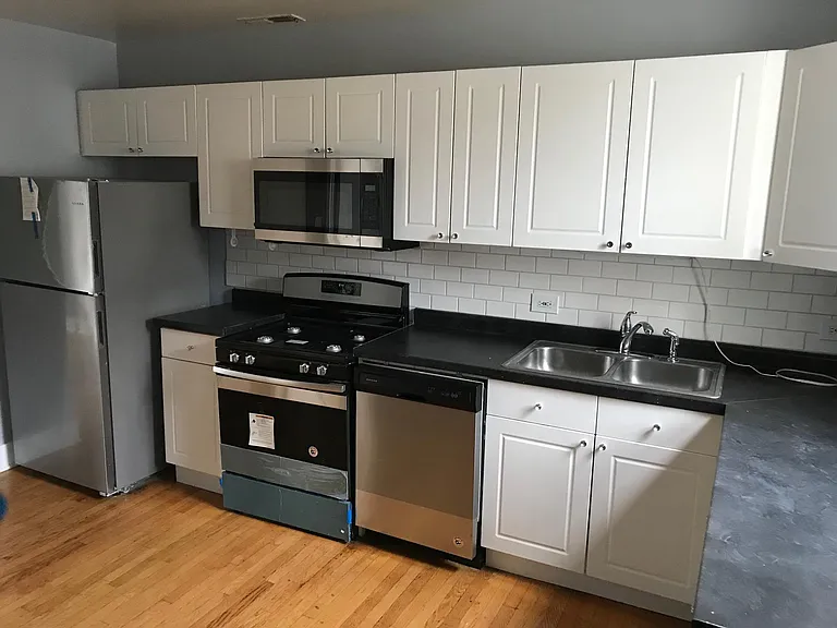 3114 N Clybourn Ave #2 — Photo 1