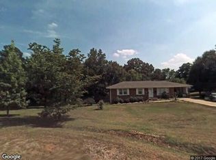 22 Circle Dr, Walhalla, SC 29691