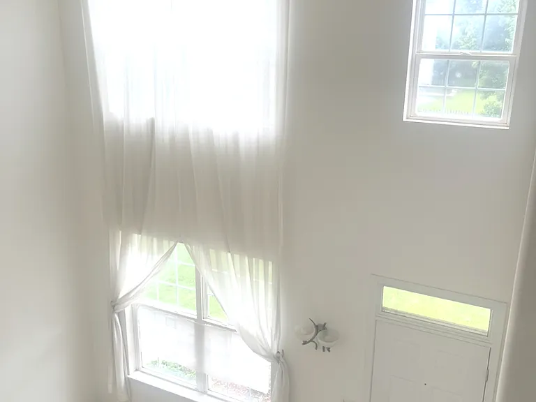 1884 Fescue Dr — Photo 4