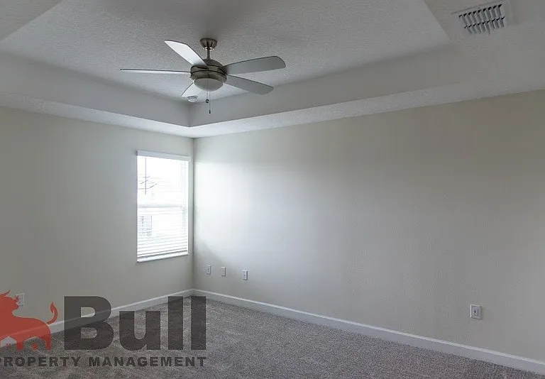 11931 Hometown Pl — Photo 16
