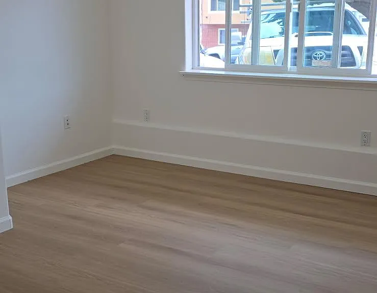 172 Saint Francis Blvd — Photo 3