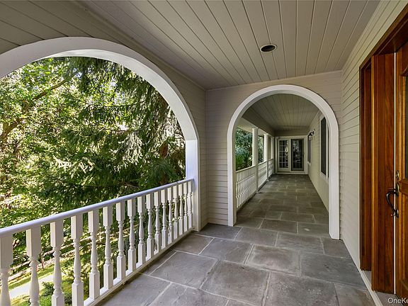 2nd image of 11 Smith Farm Road