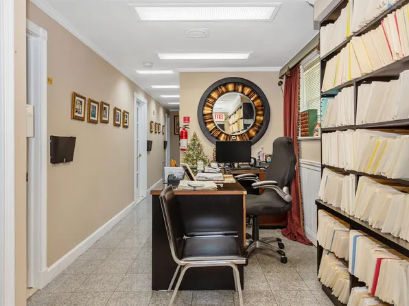 518 34th Street image 6 of 8