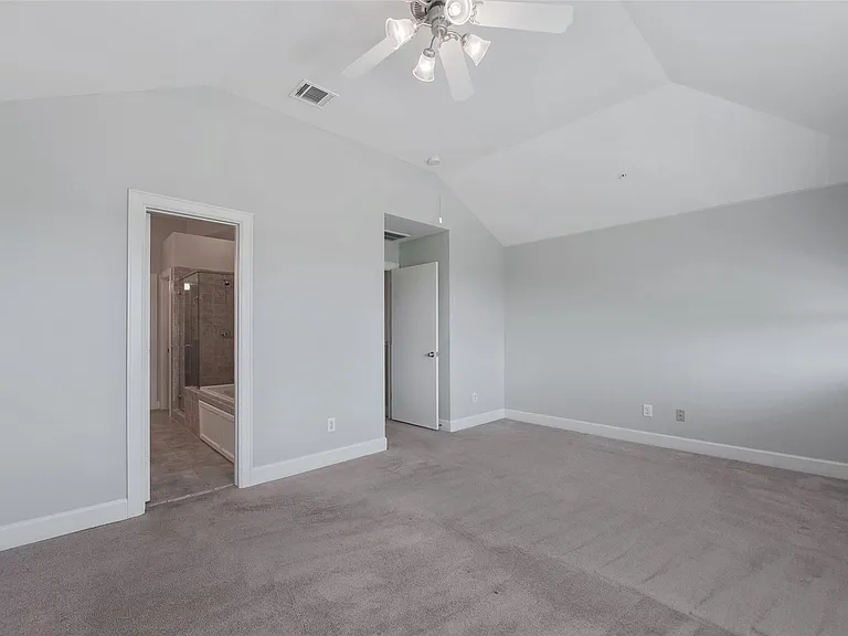 7650 Springhill St #603 — Photo 15