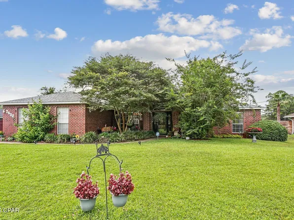 7432 Brewster St, Navarre, FL 32566