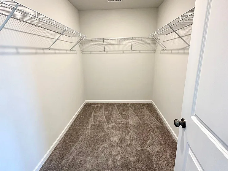 108 Jade Creek Dr — Photo 21