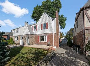 163-37 15th Dr, Whitestone, NY