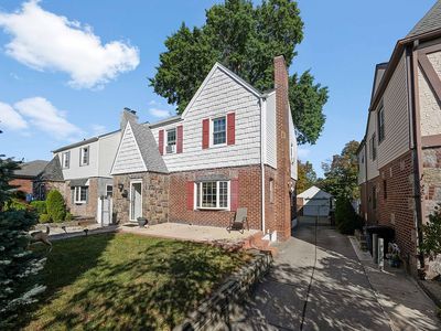 163-37 15th Dr, Whitestone, NY, 11357