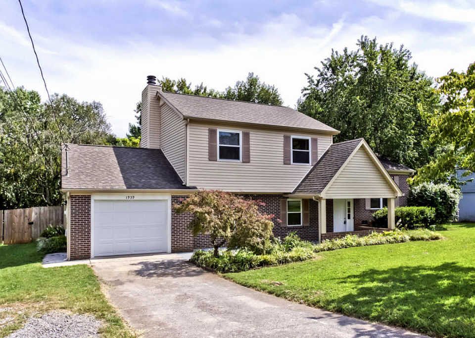 1st image of 1939 Penwood Dr