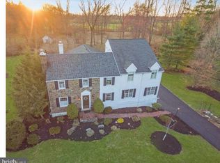 929 Valley Rd, Blue Bell, PA 19422