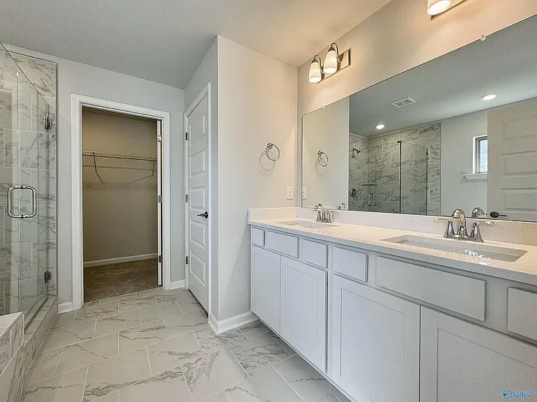 14668 Mountain Stream Dr — Photo 3