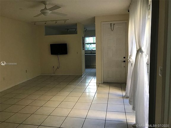 3rd image of 1535 Yellowheart Way Unit 1535