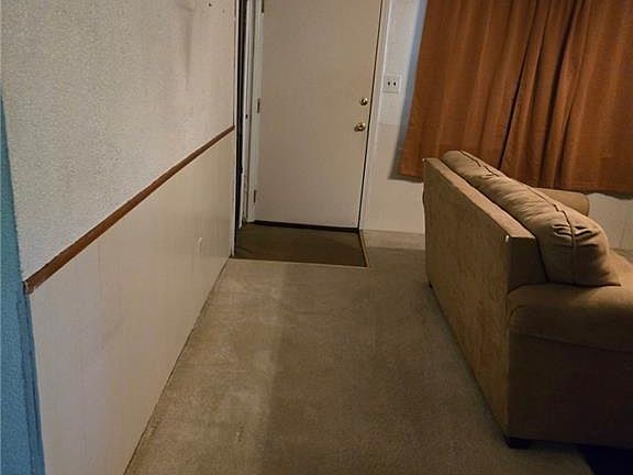 3rd image of 118 James St