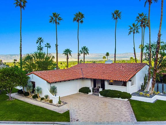 3rd image of 40320 Via Entrada