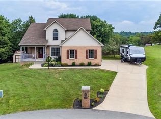 820 Christina Ct, Hempfield Township, PA 15601