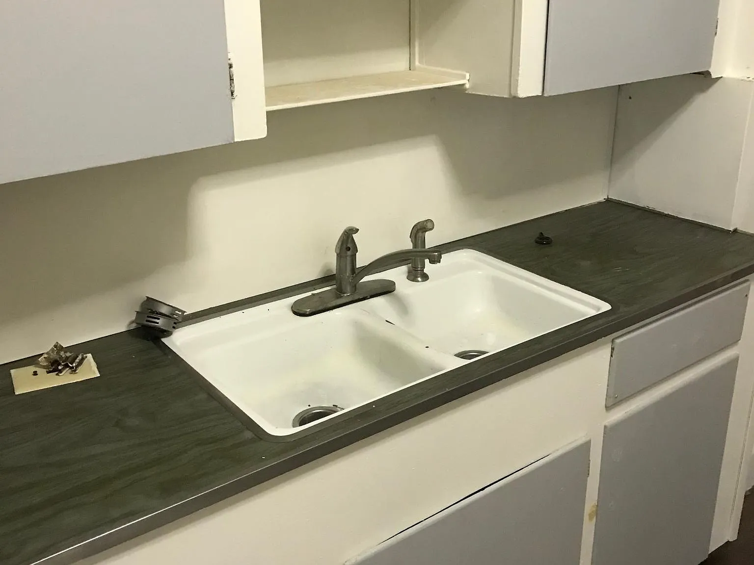 1 bed, 1734 sqft, $900 — Photo 4
