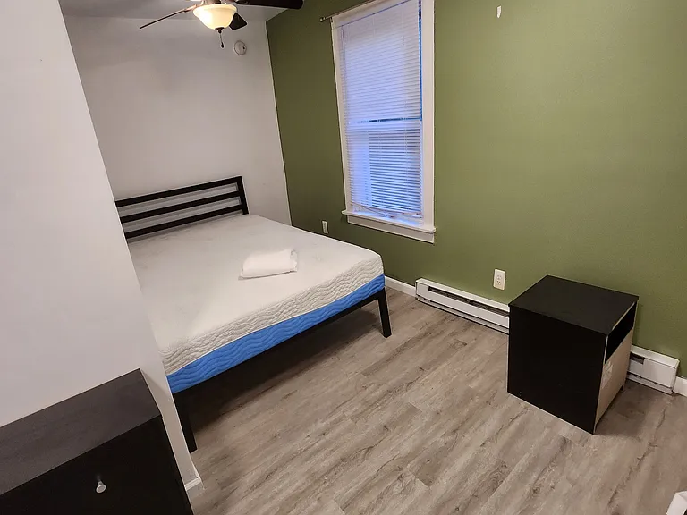 61 Walnut St #2 — Photo 6