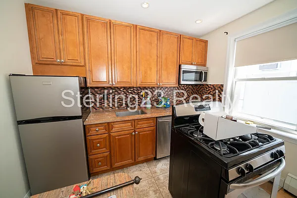 Rented by Sterling Realty Solution Inc | media 26